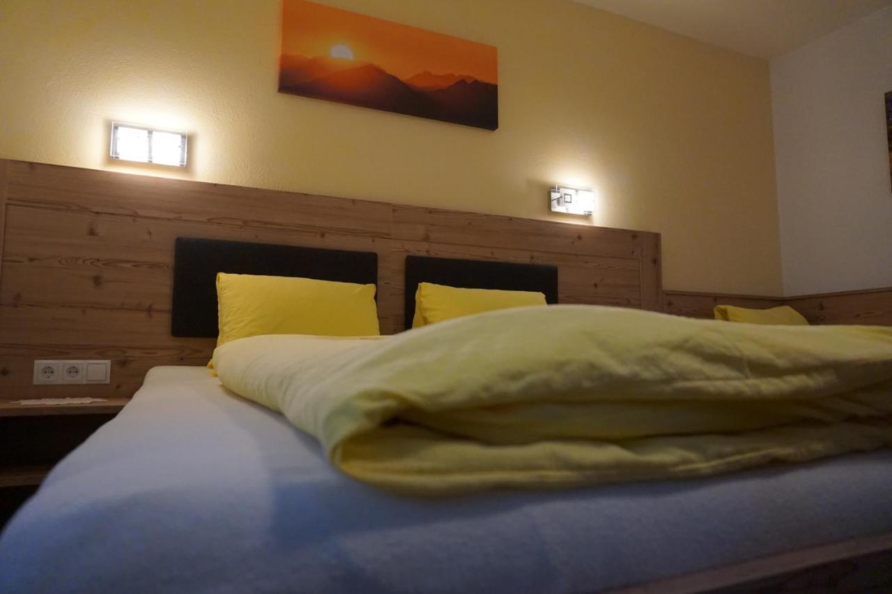 Pension Klampferer Neustift im Stubaital Buitenkant foto