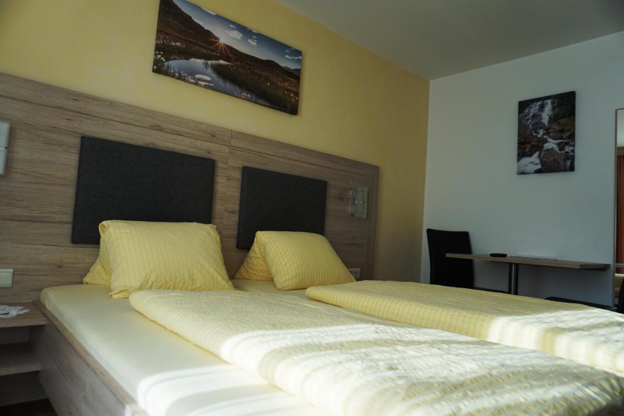 Pension Klampferer Neustift im Stubaital Buitenkant foto