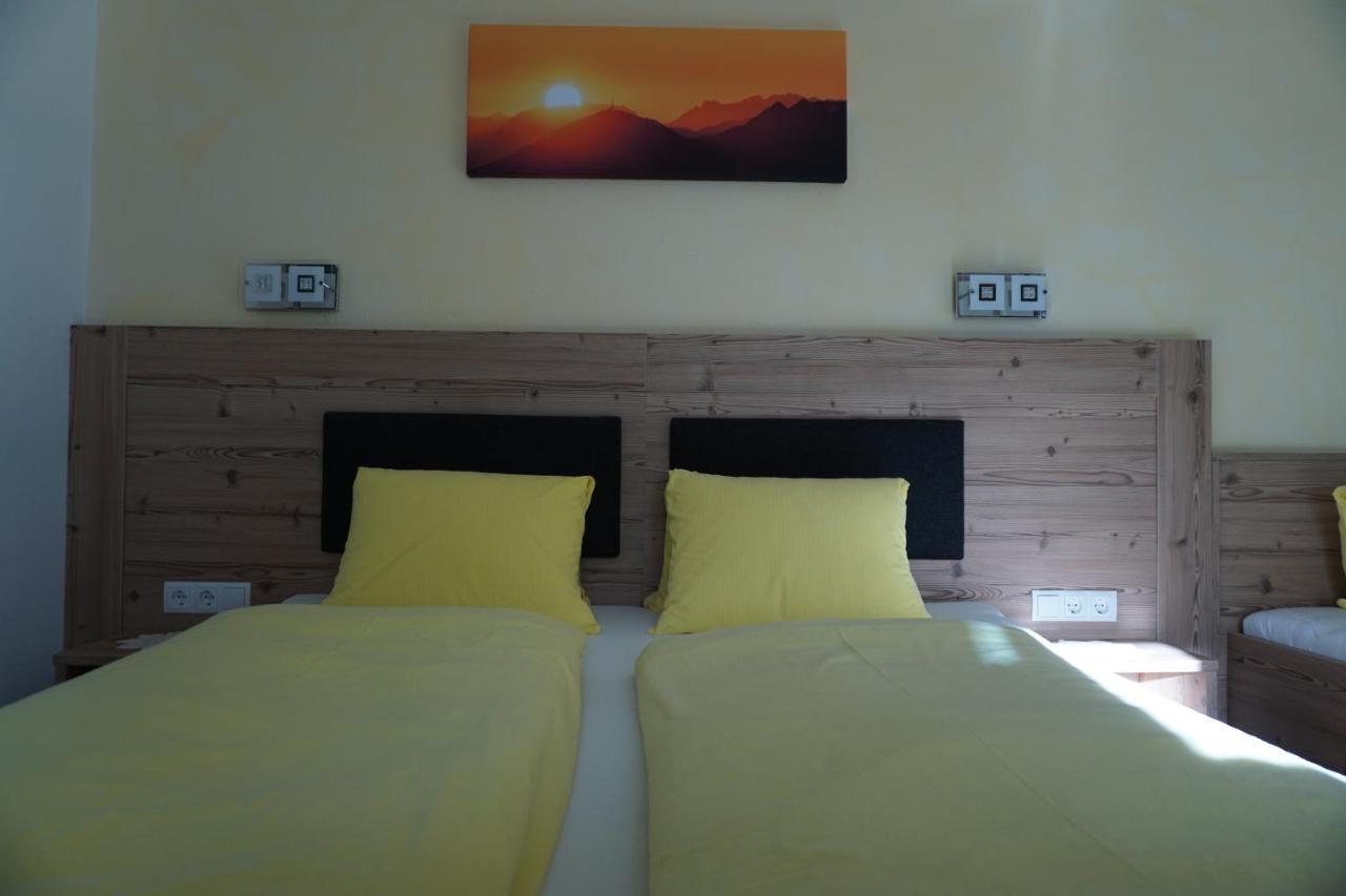 Pension Klampferer Neustift im Stubaital Buitenkant foto