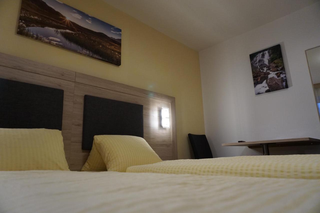 Pension Klampferer Neustift im Stubaital Buitenkant foto