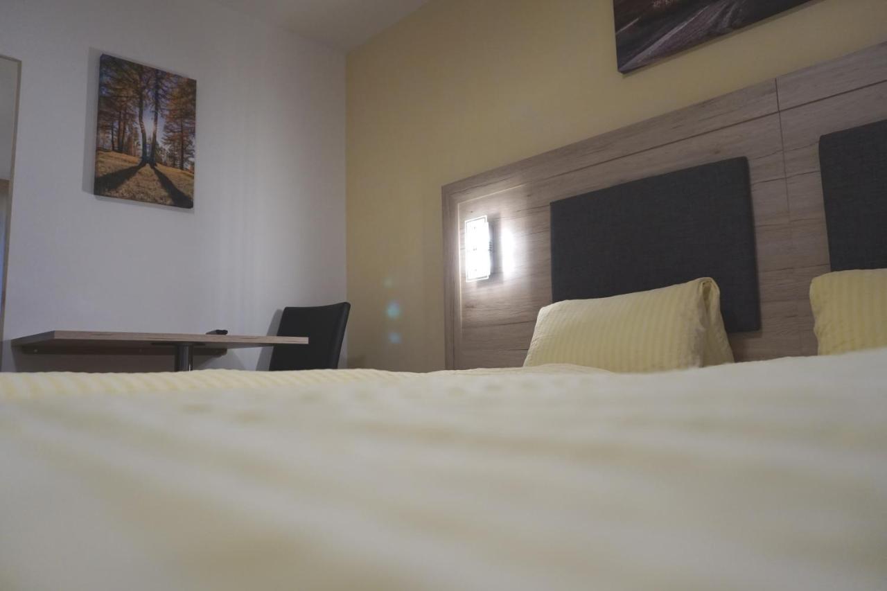 Pension Klampferer Neustift im Stubaital Buitenkant foto